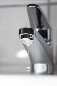 How to Repair a Leaky Faucet in 10 Easy Steps